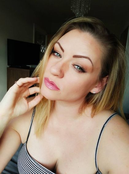 oliviaheart22 OnlyFans picture