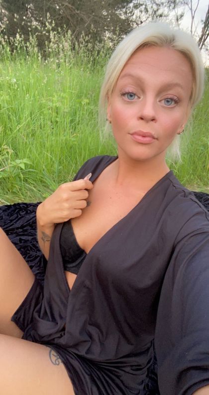deadlyblonde OnlyFans picture