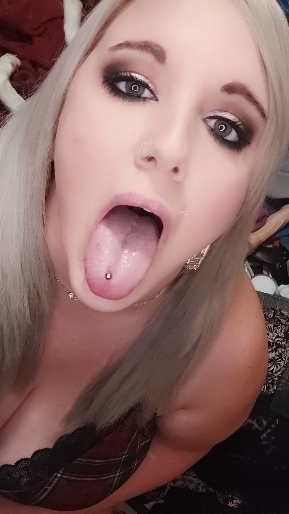 blondeandbusty OnlyFans profile picture