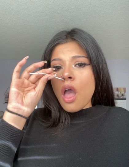 sneakysneezer OnlyFans picture