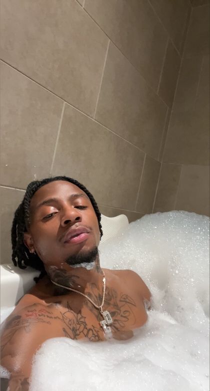 goldjuicexrated OnlyFans picture