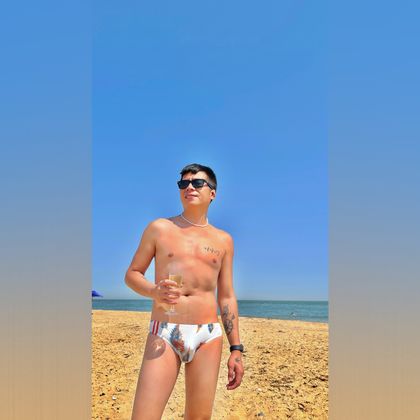 truelyasian OnlyFans picture