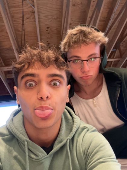 andrewinadam OnlyFans picture