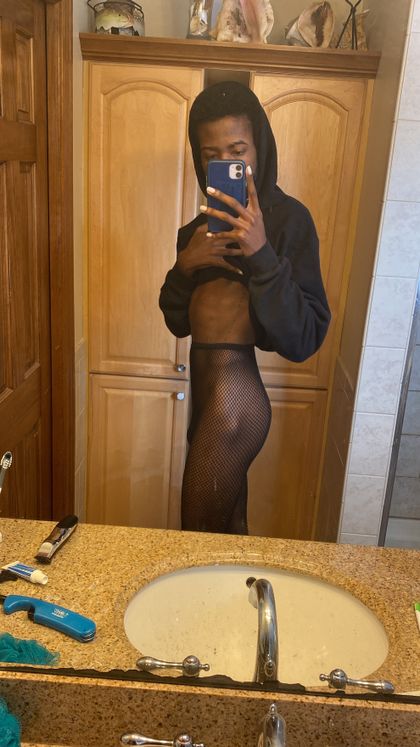 yourbisiren OnlyFans picture