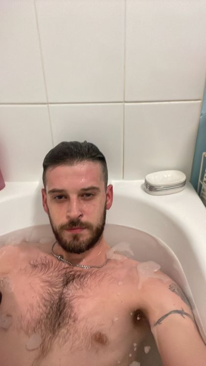 u173074829 OnlyFans picture