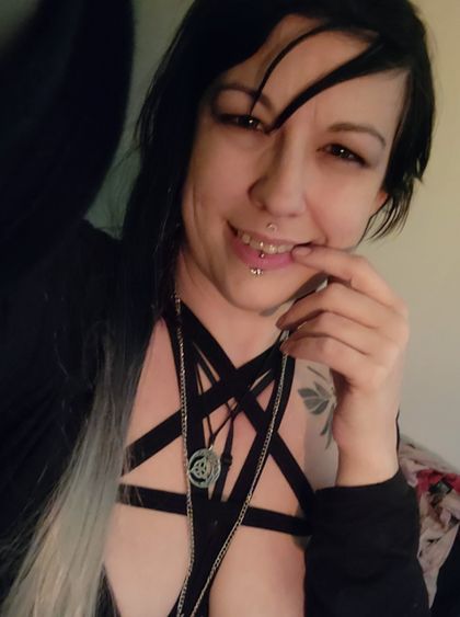 aprettylittleoddity OnlyFans picture