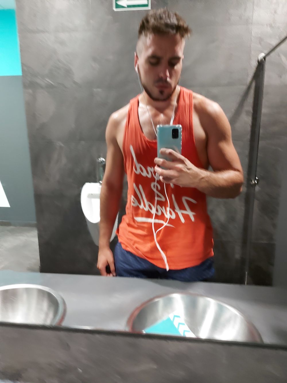 u71490860 OnlyFans profile picture