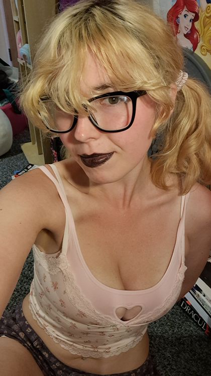 strawberrydollxo OnlyFans picture
