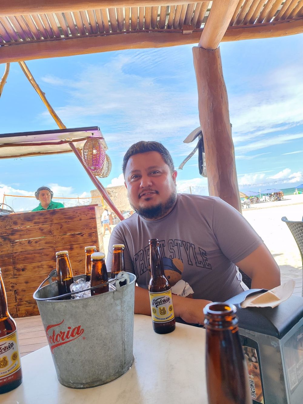 elvecinodecancun OnlyFans profile picture