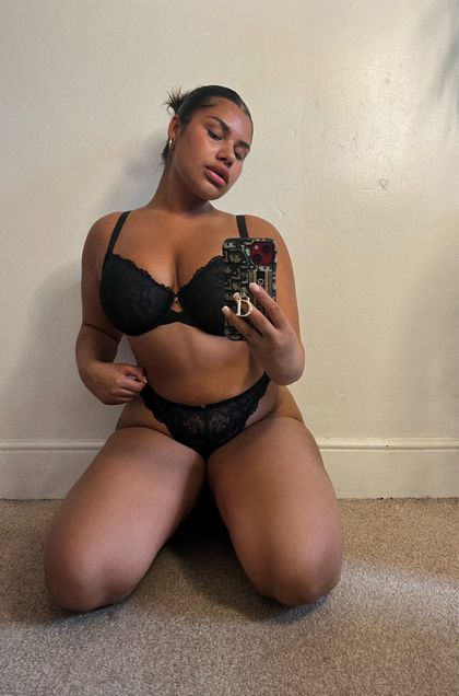 v.isabella OnlyFans picture