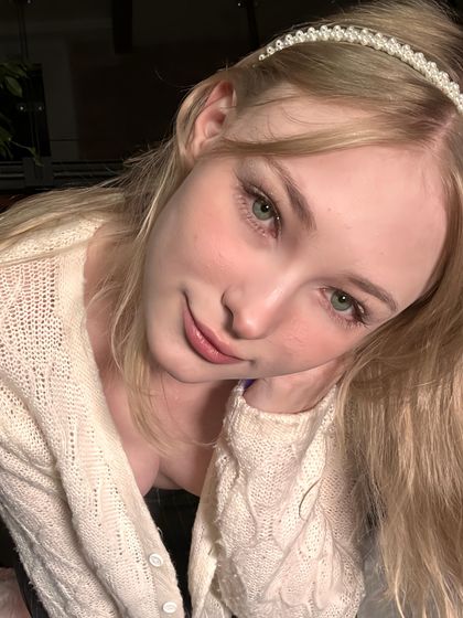 anyutka_18 OnlyFans picture