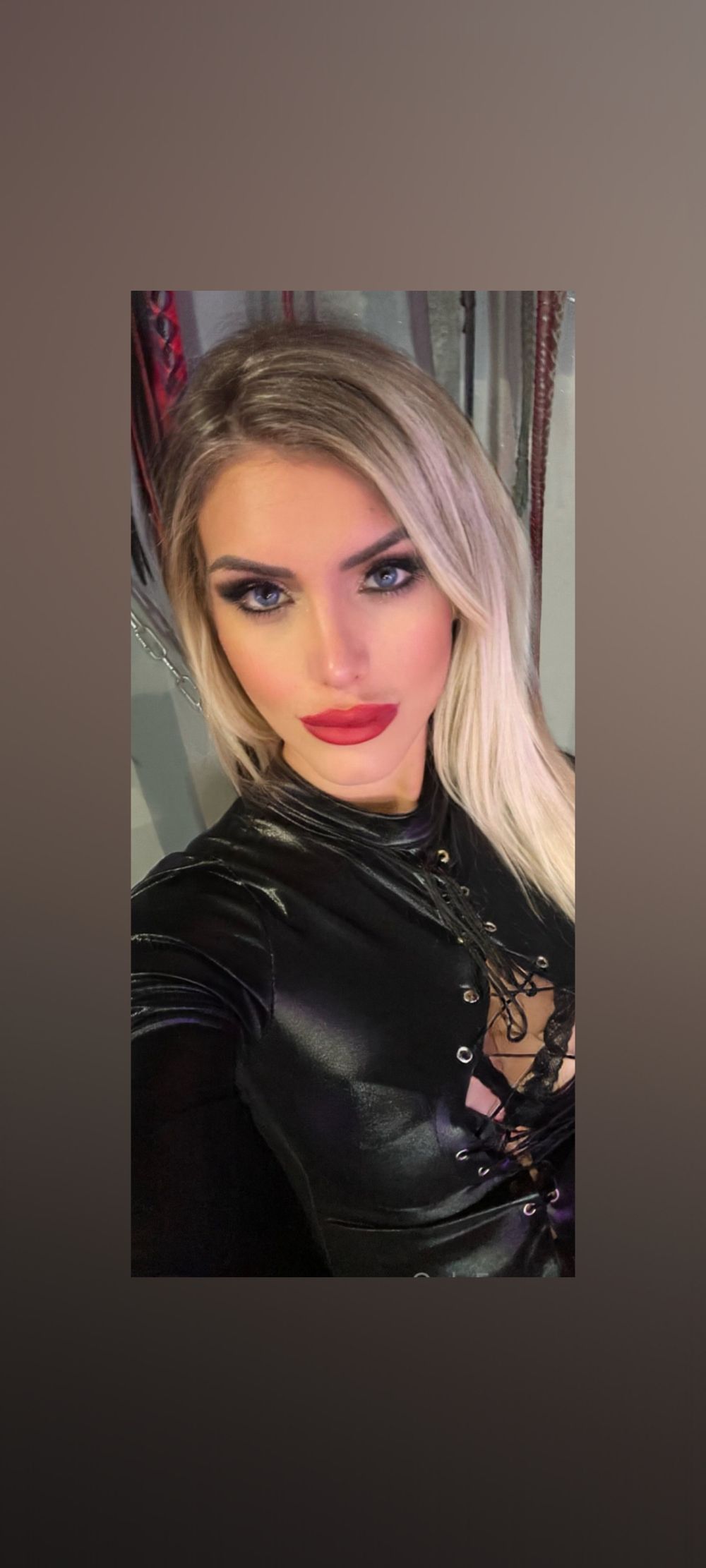 propertyofmistressiside OnlyFans profile picture