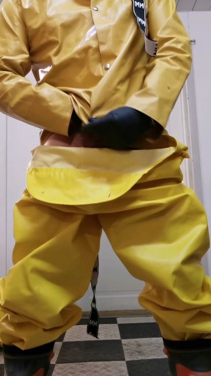 pvcandrainwear OnlyFans picture