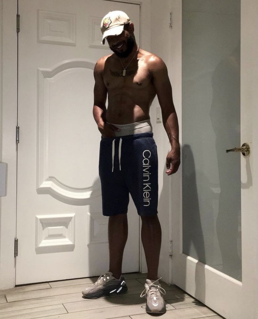 longu_down12 OnlyFans profile picture
