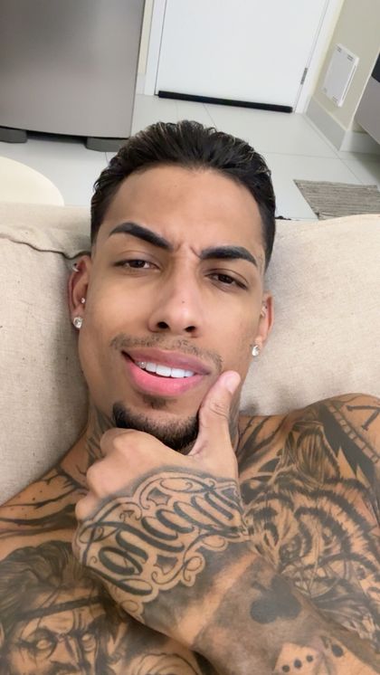 theo25cm OnlyFans picture