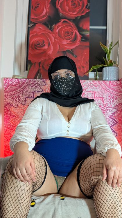 faridahaniya OnlyFans picture