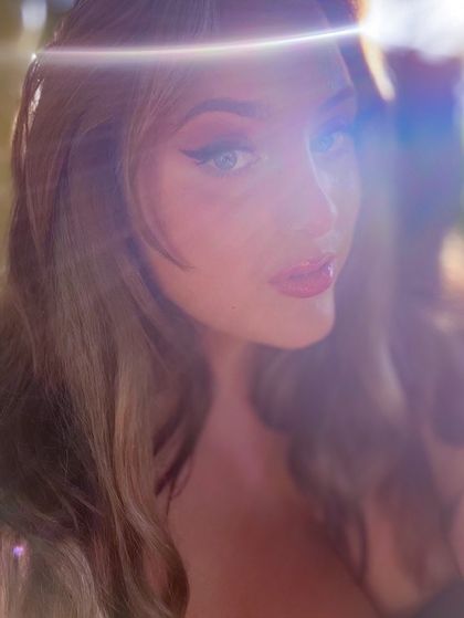 misslovelylace OnlyFans picture