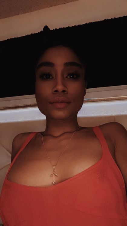 useofallusive OnlyFans picture