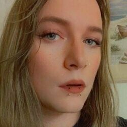 oliviaobeys OnlyFans picture