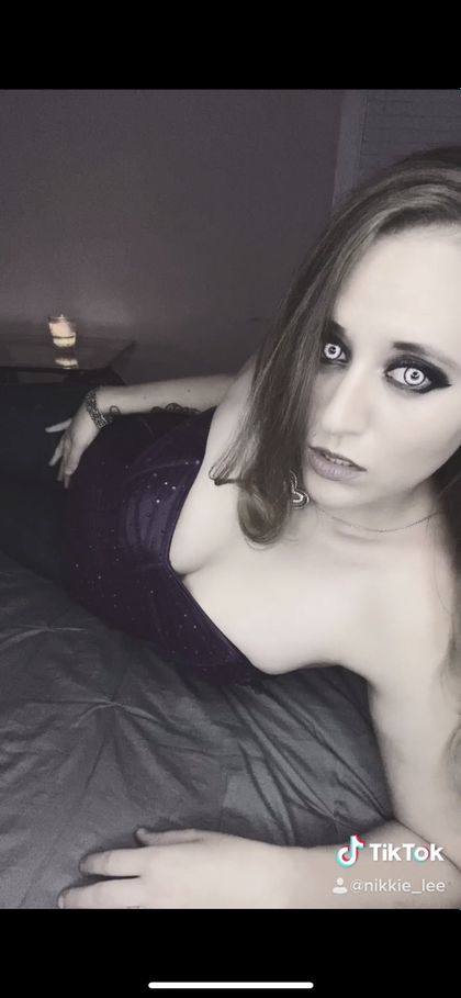 nikkie_lee1 OnlyFans picture