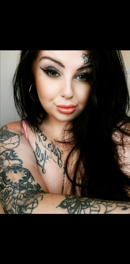 curvy_kez_11 OnlyFans picture