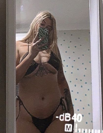 mommymi1f OnlyFans picture