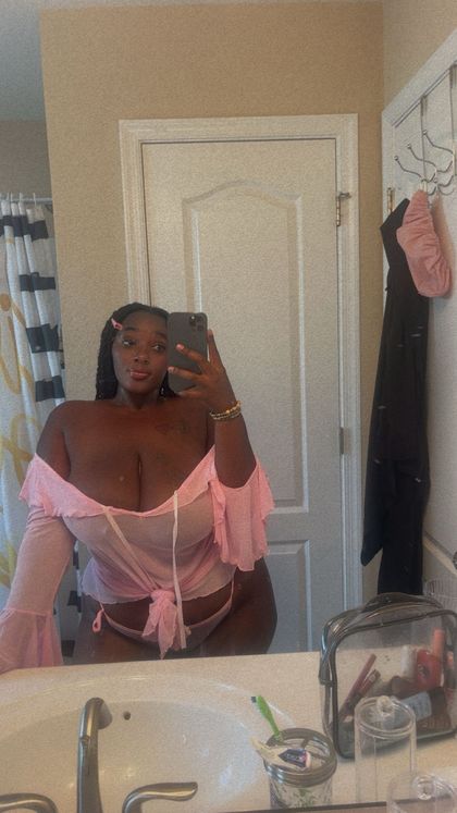 yafavchocolatee OnlyFans picture
