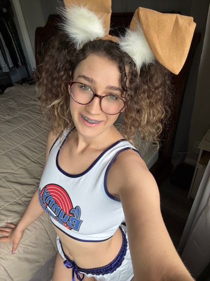 nerdyneighbor_tay_vip OnlyFans picture