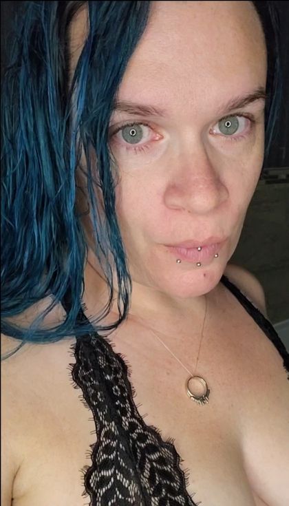 neonxmoonpromo OnlyFans picture
