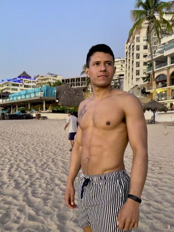 Aaron Lozano