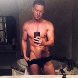 brandon26916856 OnlyFans picture