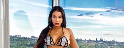 Best Whitney OnlyFans Accounts | FansMetrics.com