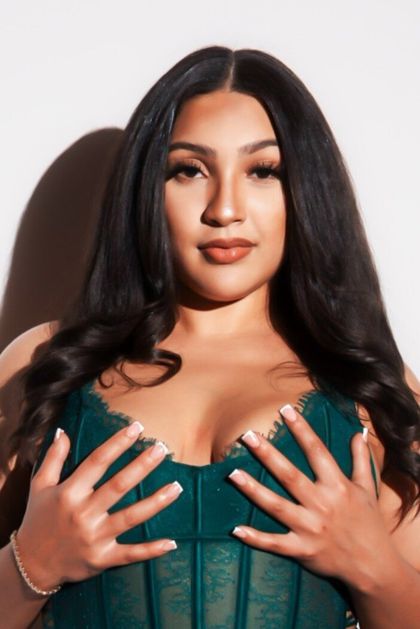 milaamaior OnlyFans picture