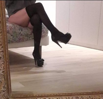 petitecyclist OnlyFans picture