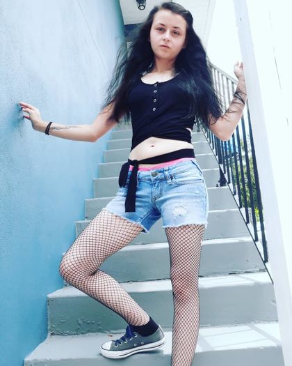 shortieinabind OnlyFans picture