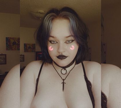 cherrychainsx OnlyFans picture