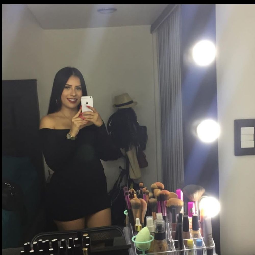 nicole2130 OnlyFans profile picture