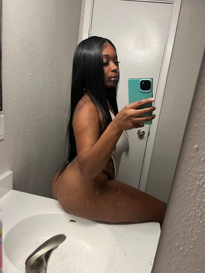 isaanaae OnlyFans picture