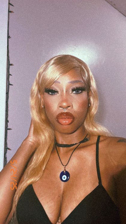 petitepikachuu OnlyFans picture