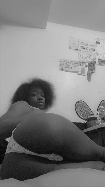 renee_ce-monstre OnlyFans picture