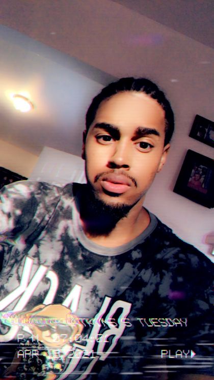 von9763 OnlyFans picture