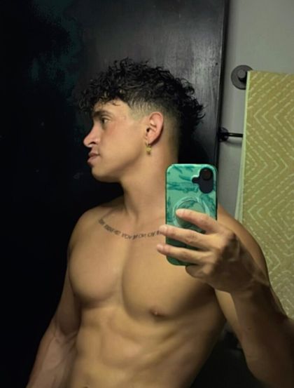 mikecastle2323 OnlyFans picture