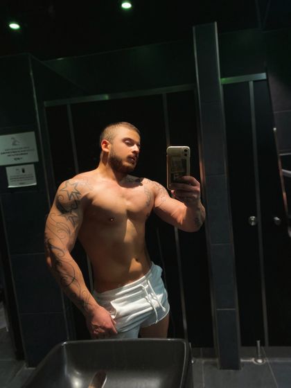 bigmusclee OnlyFans picture