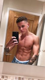 fboyfinn OnlyFans - Free Trial - Photos - Socials | FansMetrics.com