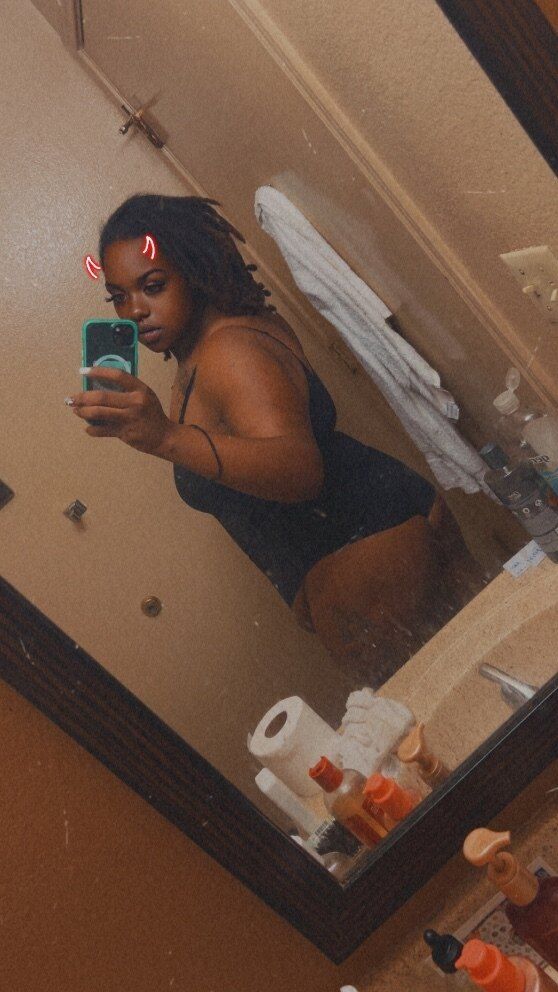sincerlyhoneybeee OnlyFans profile picture