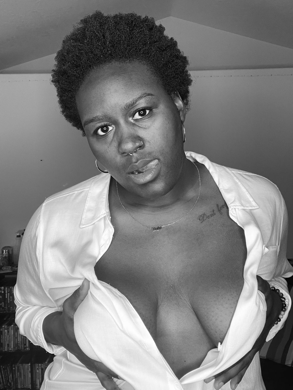 letskeepasecret OnlyFans profile picture