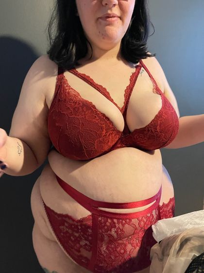 confidentandcurvypeach OnlyFans picture