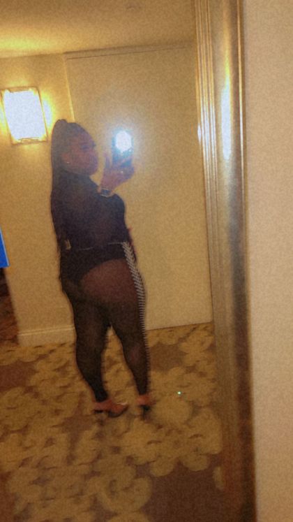curvyyybodyyy OnlyFans picture