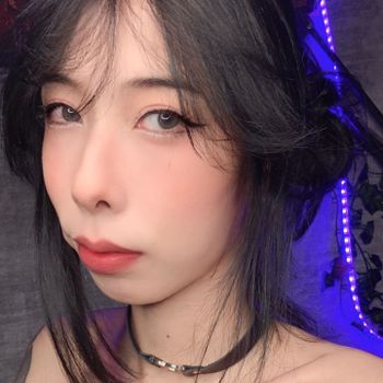 yunawaifu OnlyFans - Free Trial - Photos - Socials | FansMetrics.com