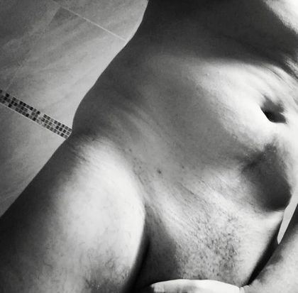 nakedleon OnlyFans picture